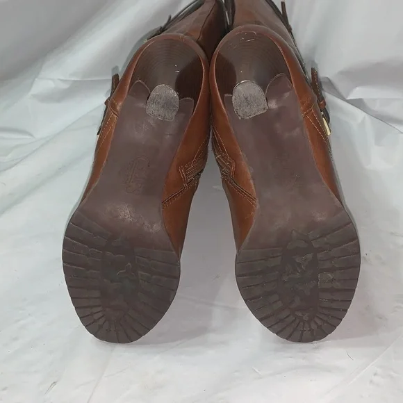 Chaps Brown Fargo Size 9B Heeled calf Synthetic Leather Boot - Picture 9 of 9